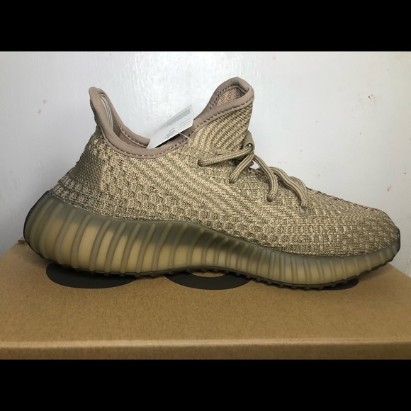 ⚠️SOLD⚠️ Yeezy Boost 350 V2 . Size 5.5M/7 W - Picture 5 of 11